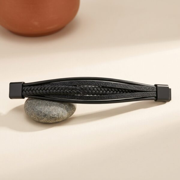Gemini_Generated_Image_iq0afniq0afniq0a Pulsera Negra Trenzada Minimalista